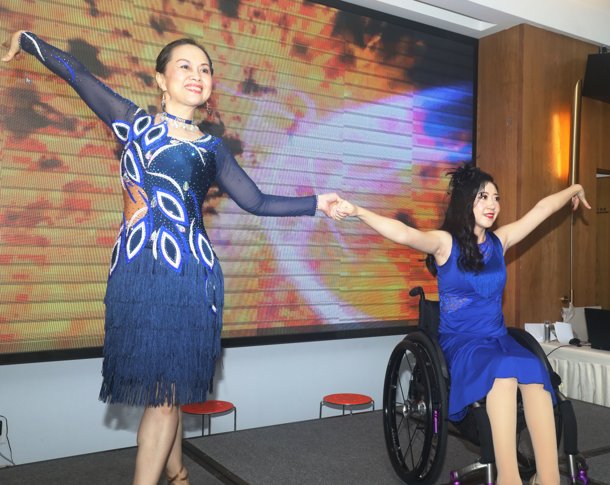 新生活集團_新生活化妝品_筑夢訓練營_公益