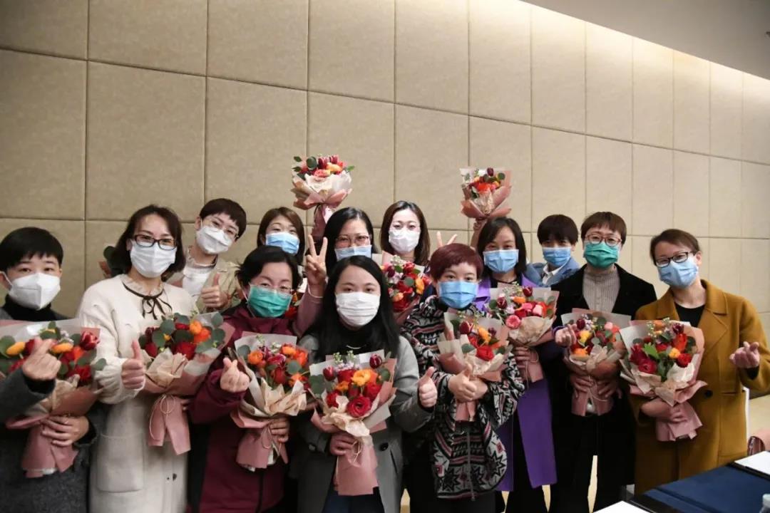 新生活_新生活集團_新生活化妝品_公益_抗疫_守護巾幗英雄_共慶英雄凱旋 喜迎盛京春暖